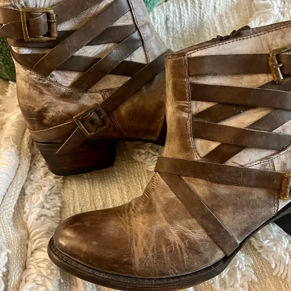 Freebird by Steven Taupe Brown Tan Strappy Leather Sammi Booties 9 - Picture 3 of 16